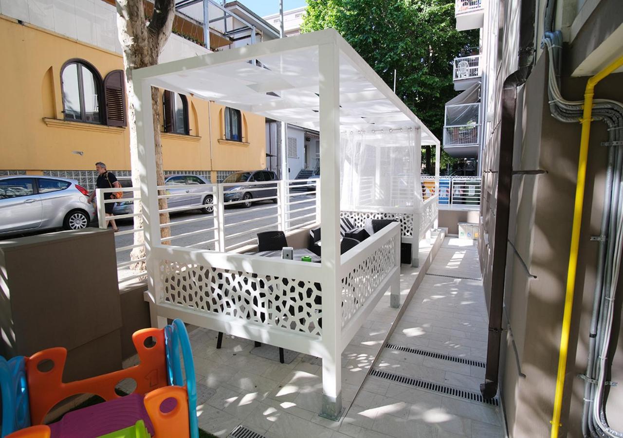 Hotel Chiama 2*